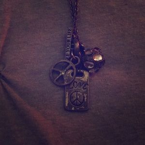 American Eagle necklace